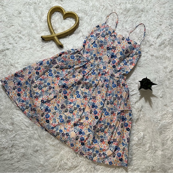 NWT LULUS Where The Wildflowers Are White Floral Print Tie-Back Mini Dress - Picture 2 of 10